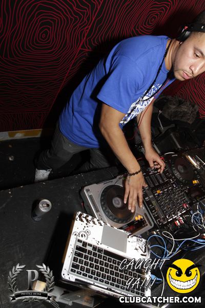 Ohso nightclub photo 75 - November 24th, 2012