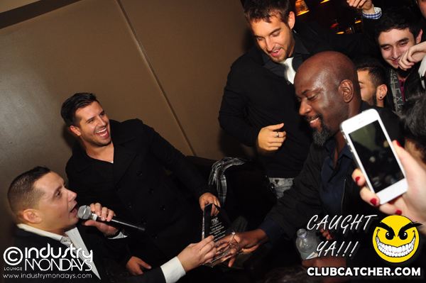 C lounge photo 406 - December 17th, 2012