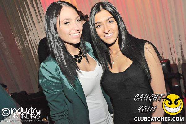 C lounge photo 505 - December 17th, 2012