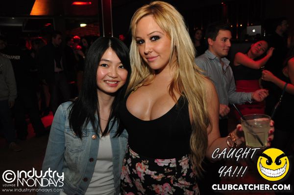 C lounge photo 511 - December 17th, 2012