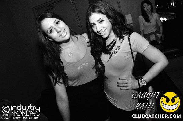 C lounge photo 513 - December 17th, 2012