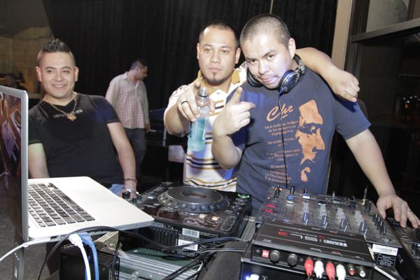 Mingles lounge photo 139 - December 20th, 2012