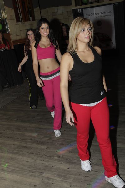 Mingles lounge photo 260 - December 20th, 2012