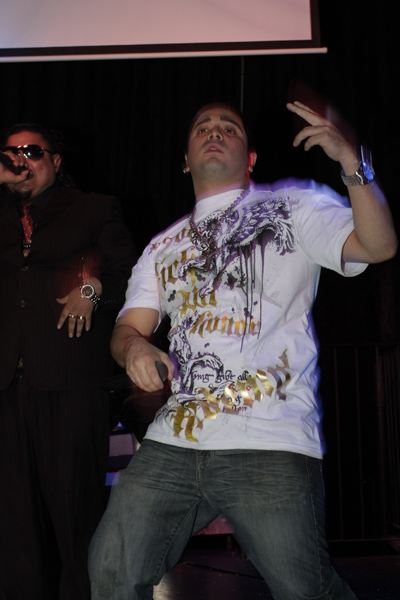 Mingles lounge photo 356 - December 20th, 2012