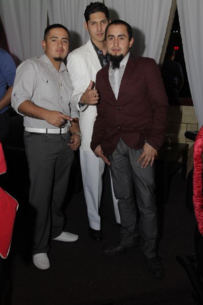 Mingles lounge photo 388 - December 20th, 2012