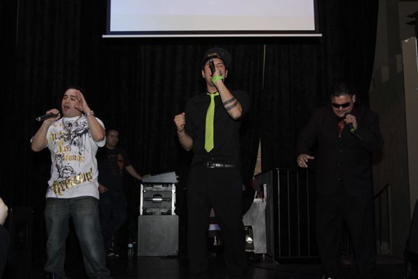 Mingles lounge photo 439 - December 20th, 2012