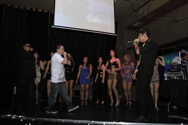 Mingles lounge photo 444 - December 20th, 2012