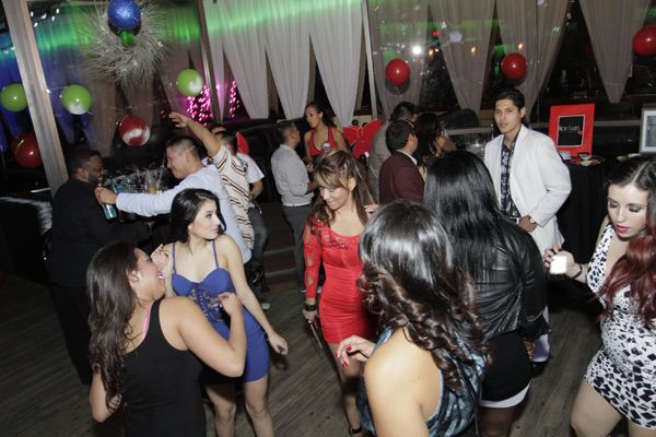 Mingles lounge photo 97 - December 20th, 2012