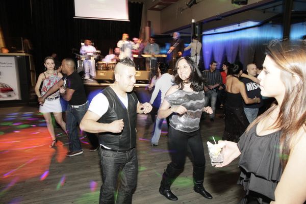 Mingles lounge photo 103 - January 17th, 2013