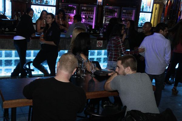 Mingles lounge photo 124 - January 17th, 2013