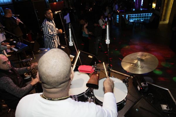 Mingles lounge photo 159 - January 17th, 2013