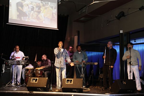 Mingles lounge photo 193 - January 17th, 2013