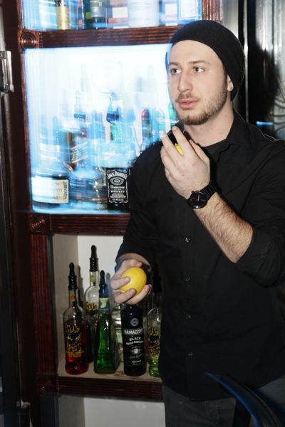 Mingles lounge photo 223 - January 17th, 2013