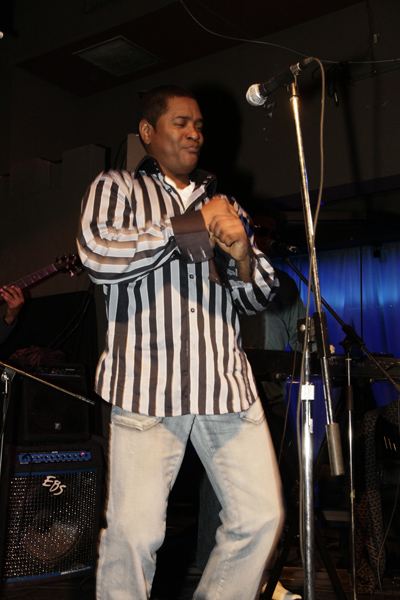 Mingles lounge photo 59 - January 17th, 2013