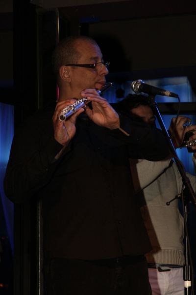 Mingles lounge photo 83 - January 17th, 2013