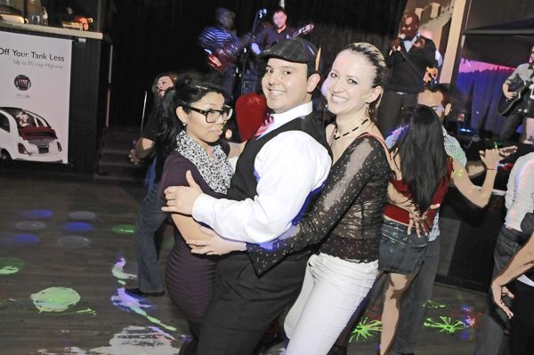 Mingles lounge photo 200 - February 14th, 2013