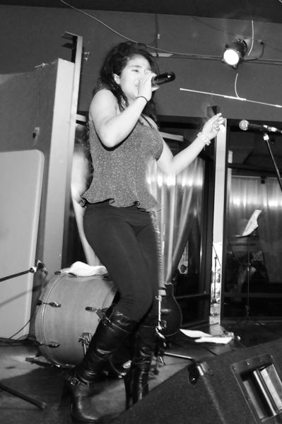 Mingles lounge photo 85 - February 14th, 2013