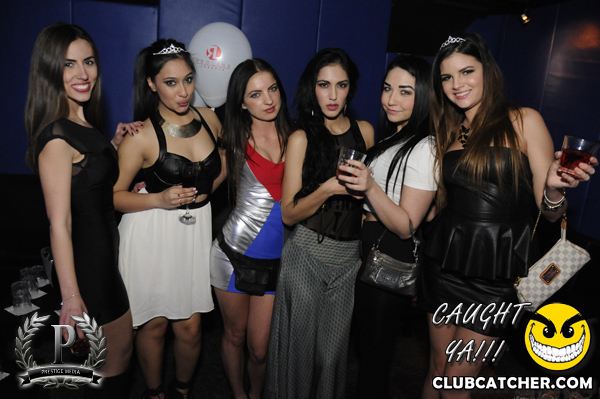 Gravity Soundbar nightclub photo 432 - March 1st, 2013