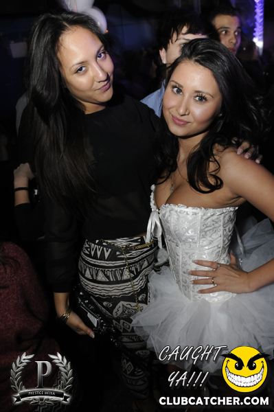 Gravity Soundbar nightclub photo 510 - March 1st, 2013