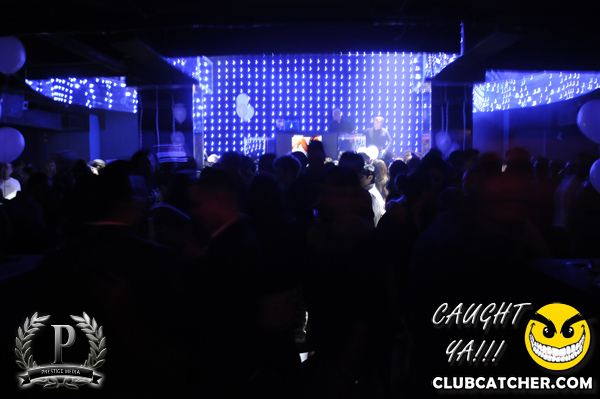 Gravity Soundbar nightclub photo 516 - March 1st, 2013