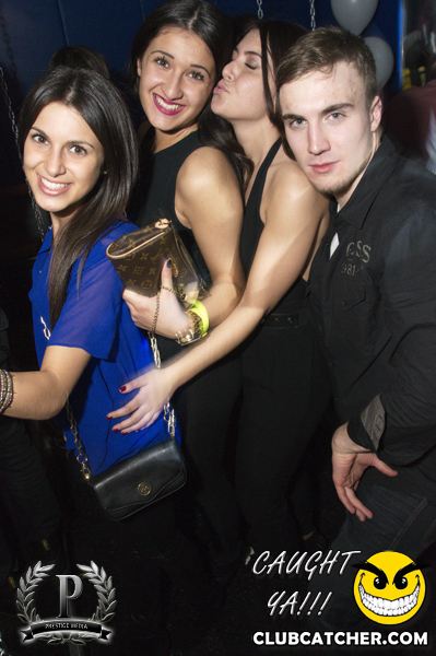 Gravity Soundbar nightclub photo 517 - March 1st, 2013