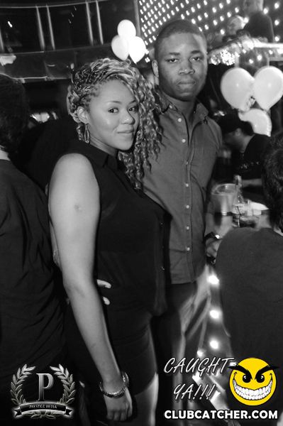 Gravity Soundbar nightclub photo 545 - March 1st, 2013