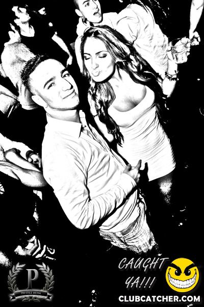 Gravity Soundbar nightclub photo 622 - March 1st, 2013