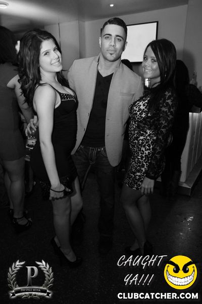 Gravity Soundbar nightclub photo 236 - March 8th, 2013