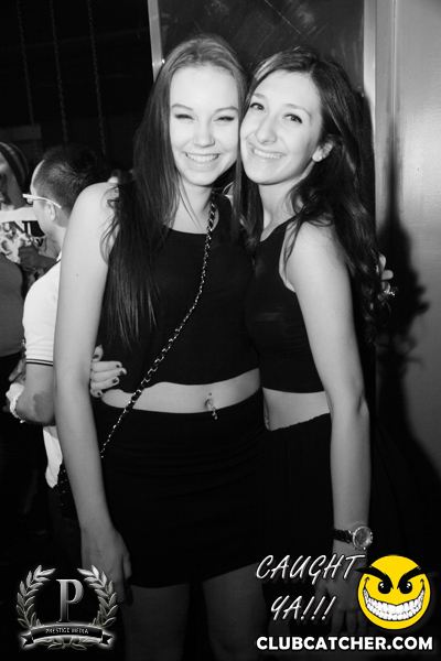 Gravity Soundbar nightclub photo 280 - March 8th, 2013