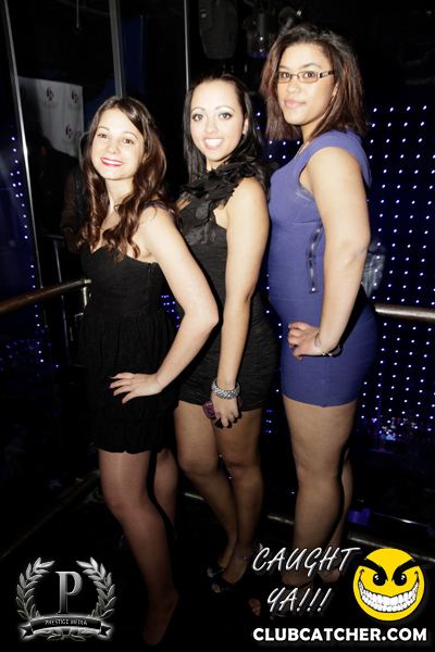 Gravity Soundbar nightclub photo 70 - March 8th, 2013