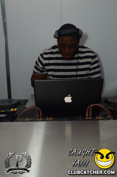 Gravity Soundbar nightclub photo 144 - March 15th, 2013