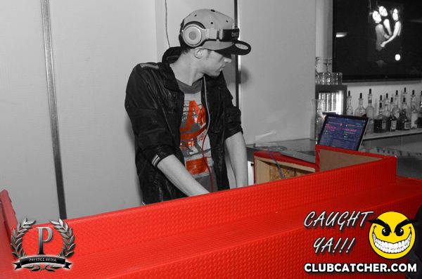 Gravity Soundbar nightclub photo 227 - March 15th, 2013