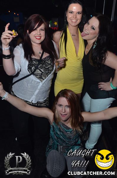 Gravity Soundbar nightclub photo 24 - March 15th, 2013