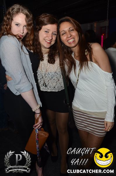 Gravity Soundbar nightclub photo 46 - March 22nd, 2013