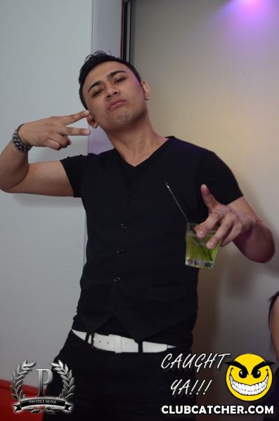 Gravity Soundbar nightclub photo 16 - April 5th, 2013