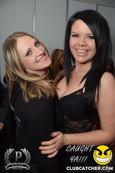 Gravity Soundbar nightclub photo 32 - April 5th, 2013