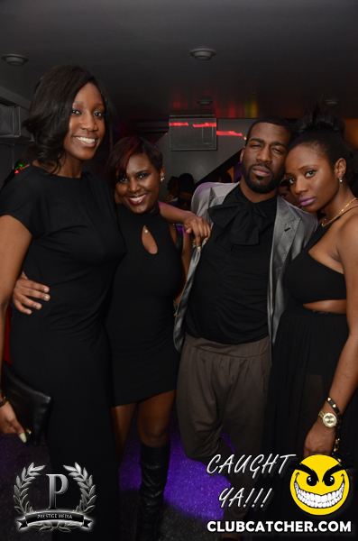 Gravity Soundbar nightclub photo 52 - April 5th, 2013