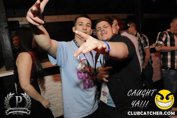 Ohso nightclub photo 421 - April 6th, 2013