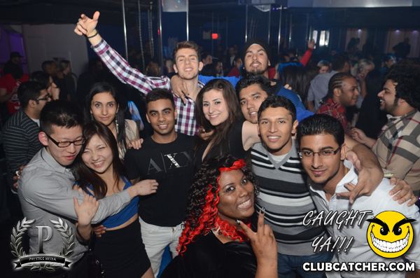 Gravity Soundbar nightclub photo 21 - April 12th, 2013