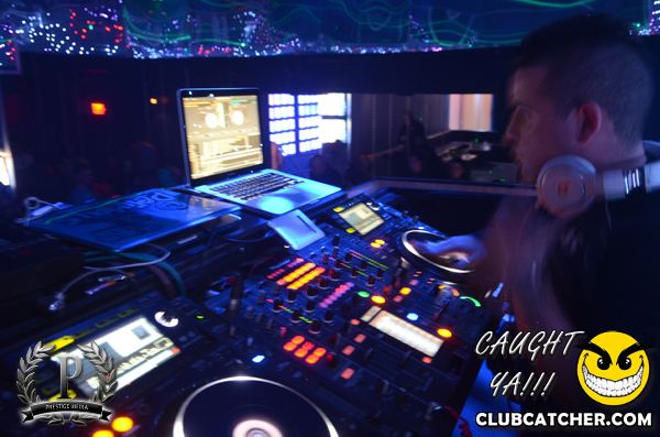 Gravity Soundbar nightclub photo 25 - April 12th, 2013