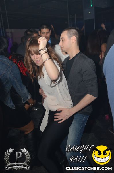 Gravity Soundbar nightclub photo 33 - April 12th, 2013