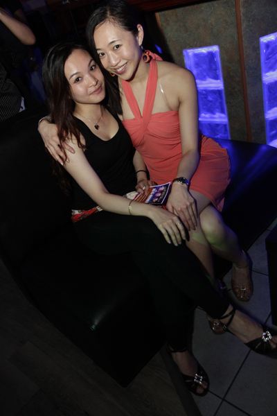 Mingles lounge photo 92 - April 18th, 2013