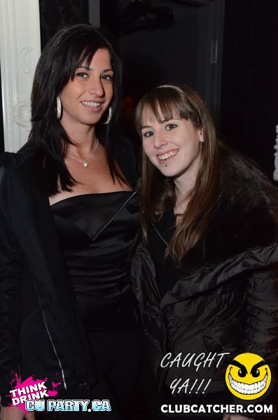 Crown lounge photo 11 - April 20th, 2013