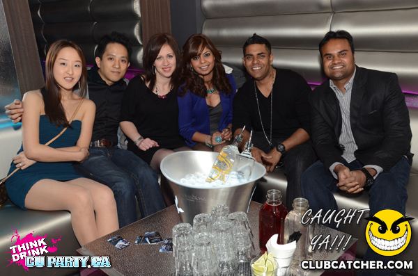 Crown lounge photo 33 - April 20th, 2013