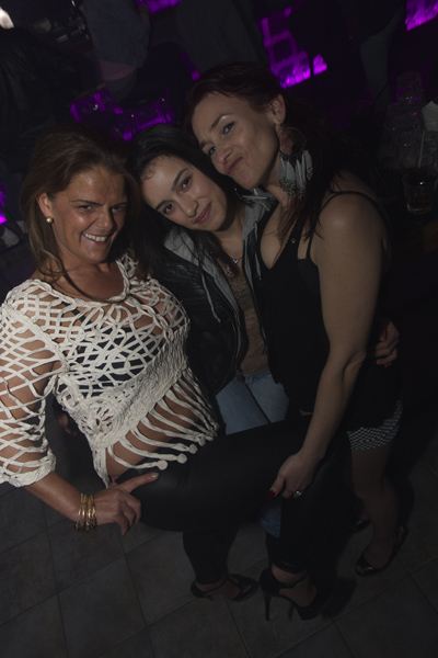 Mingles lounge photo 14 - April 25th, 2013