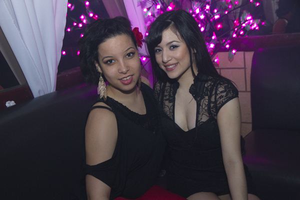 Mingles lounge photo 25 - April 25th, 2013