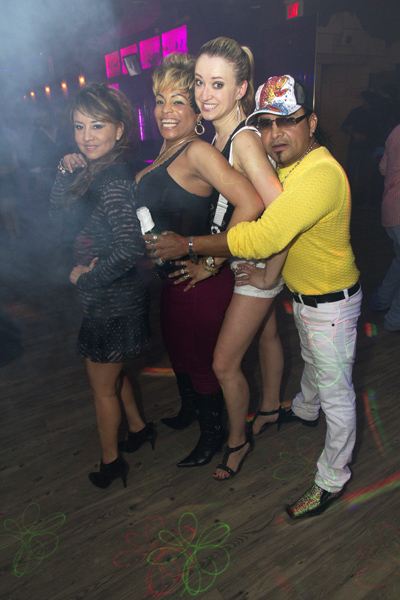 Mingles lounge photo 27 - April 25th, 2013