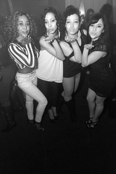 Mingles lounge photo 58 - April 25th, 2013