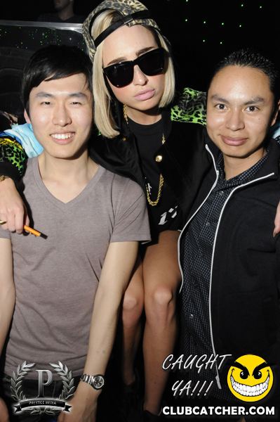 Gravity Soundbar nightclub photo 37 - April 26th, 2013