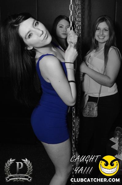 Gravity Soundbar nightclub photo 77 - April 26th, 2013